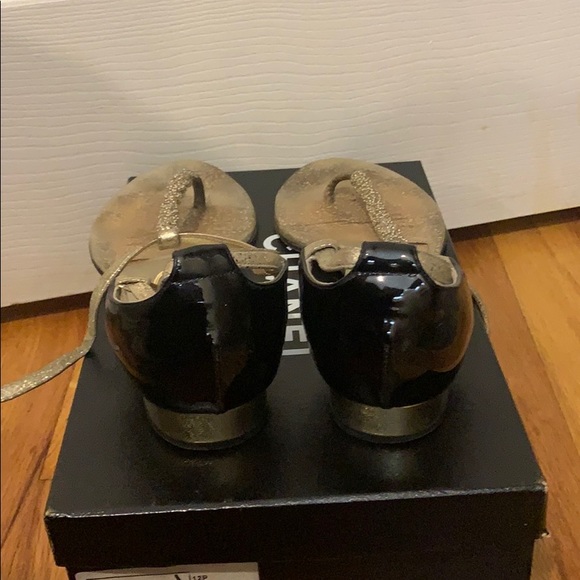 Authentic Chanel Entre Doigts shoes - Picture 4 of 5